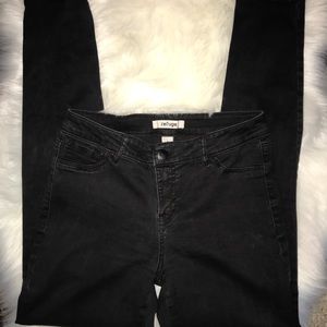 DONATED SKINNY JEANS 🔴